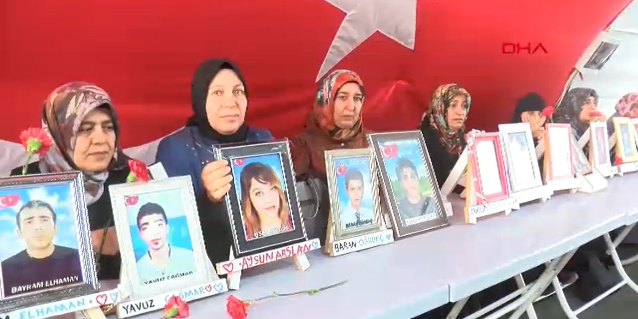 Evlat nöbeti Anneler Günü nde de devam etti