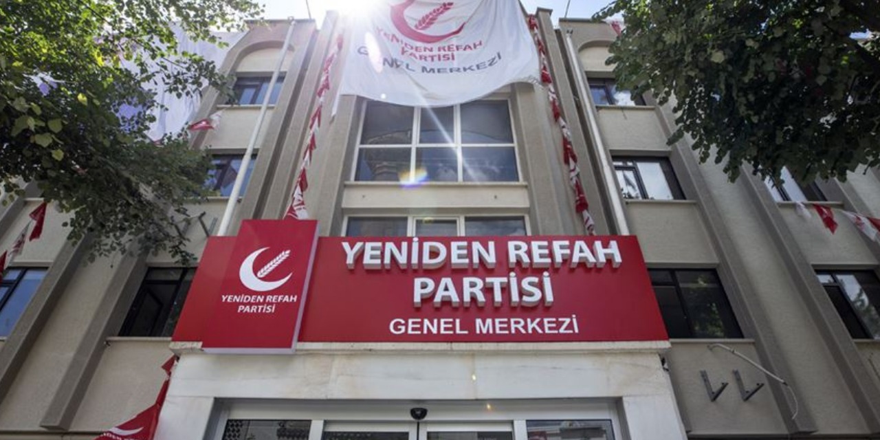 Yeniden Refah Partisi’nde üst üste istifalar!