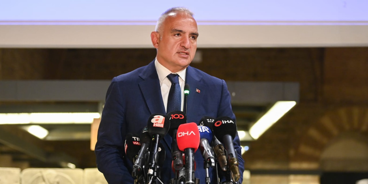 Bakan Ersoy Ankara da İslamofobi merkezi açışına katıldı