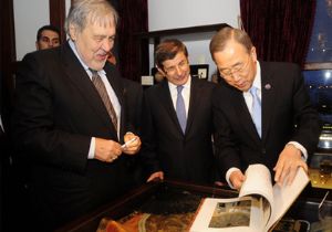 Davutoğlu, BM Genel Sekreteri Ban Ki-mun İle Görüştü!