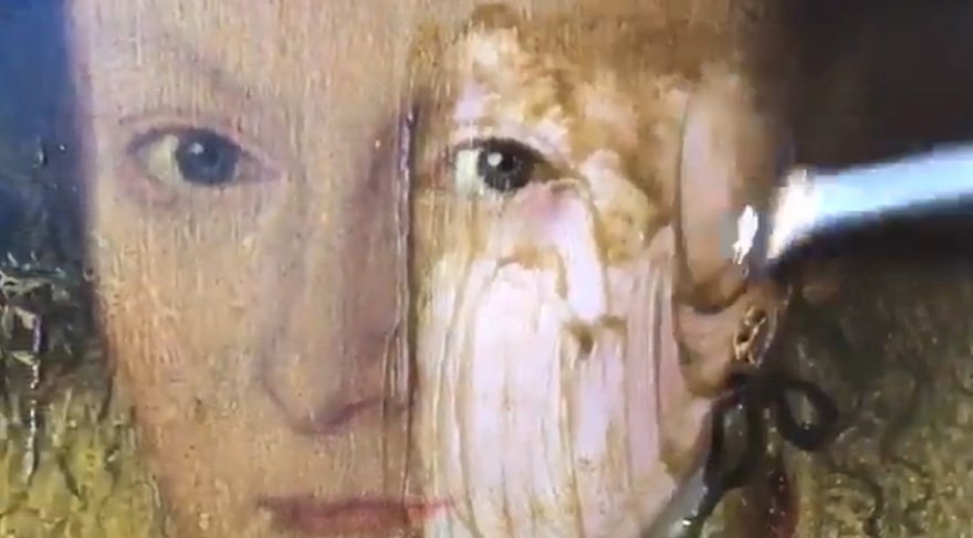 400 yıllık tablo restore edildi
