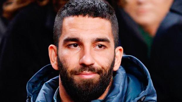 Arda Turan dönüyor