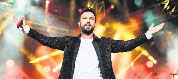 Tarkan, Formula 1 de sahne alacak