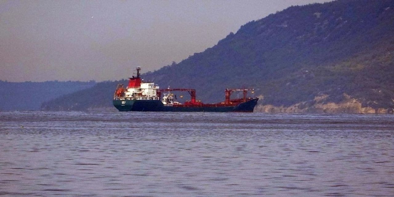 Çanakkale Boğazı trafiğe açıldı