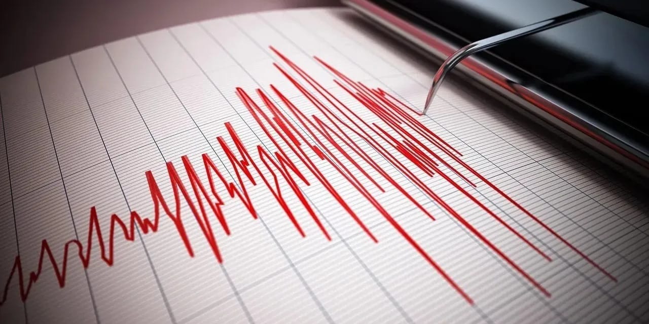 Balıkesir de 4 büyüklüğünde deprem