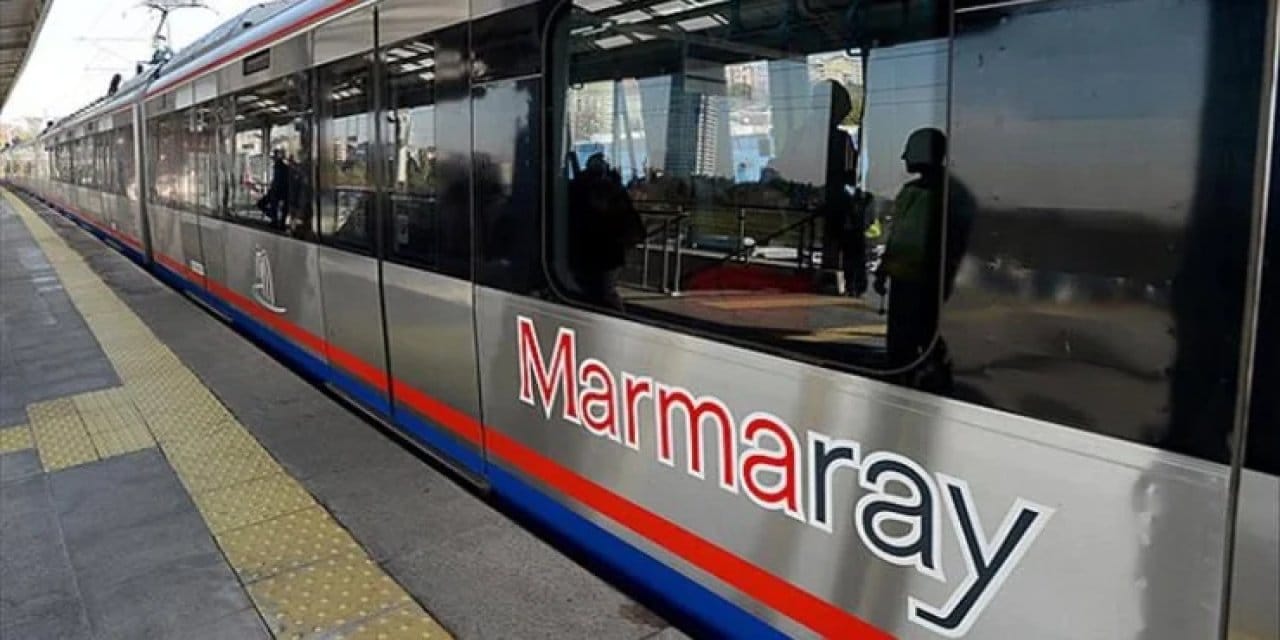 Marmaray da intihar girişimi
