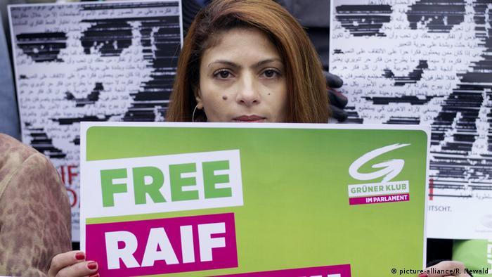 Suudi Arabistan da 10 yıldır tutuklu olan Bedevi serbest bırakıldı