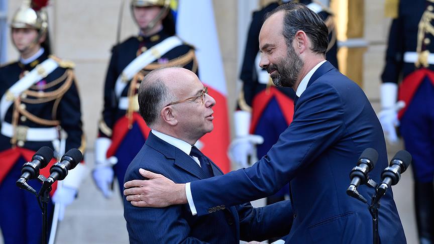 Philippe başbakanlık görevini devraldı
