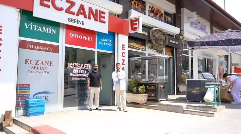 Eczacı, Heimlich manevrası ile hayat kurtardı