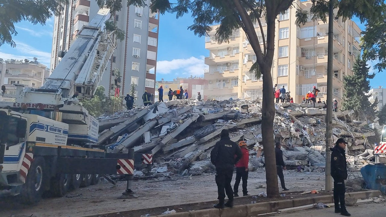 Hatay Belediye Başkanı Savaş: Belediye binamız da artık yok!