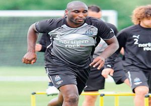 Kiloları Nedeniyle Eleştirilen Campbell Açıklama Yaptı!