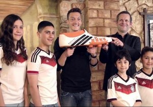 Mesut Özil 11 çocuğun ameliyat ettirecek!