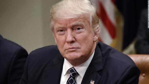  Trump ı koltuğundan etmek istiyorlar 