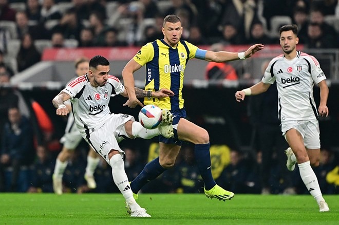 Derbide ilk 11 ler belli oldu