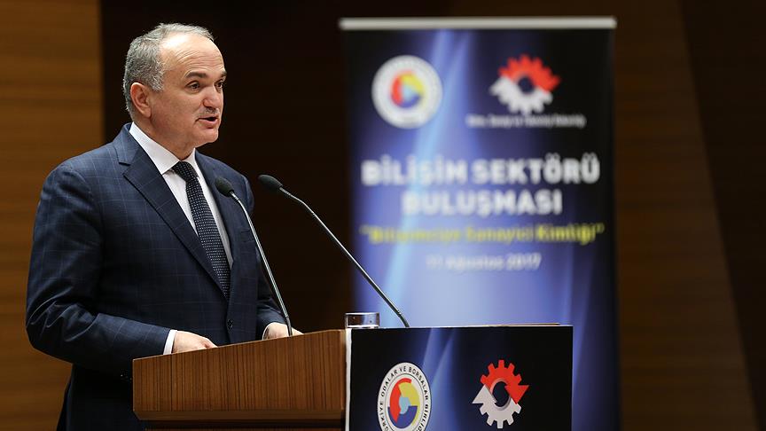 Bakandan yerli otomobil açıklaması
