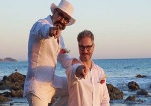 Türk çift Malibu da evlendi!