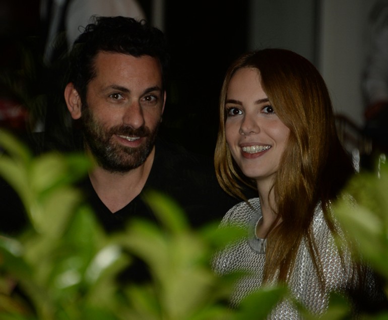 Selen Soyder eşi ile yemekte!