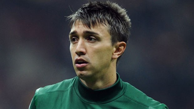 Müthiş iddia! Muslera anlaştı, gidiyor