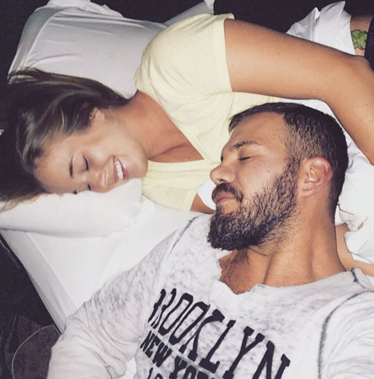 Tolga Karel ve Sarah Scotti çifti evlendi!