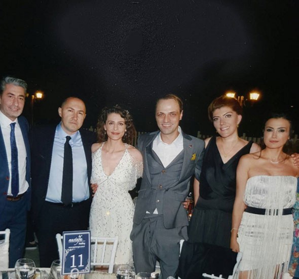 Ünlü çift evlendi!