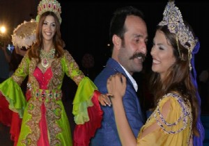 Eda Özerkan kına gecesi yaptı!