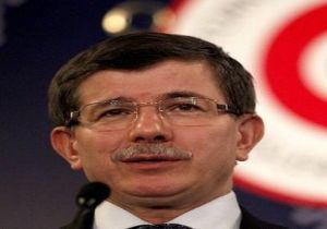 Bakan Davutoğlu, Katar da
