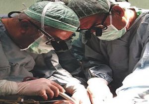 Kızı İçin Önce Zayıfladı Sonra Ona Böbreğini Verdi