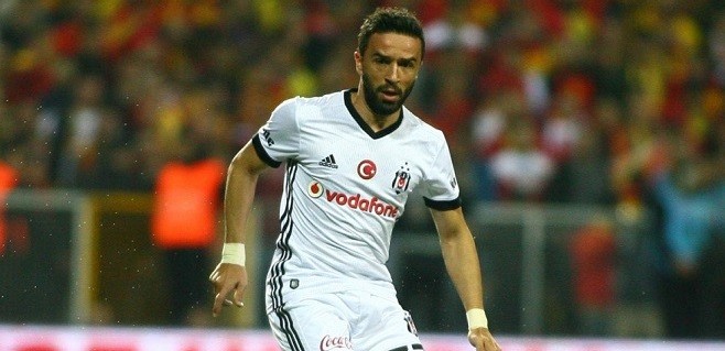 Beşiktaş ta Gökhan Gönül de sakatlandı