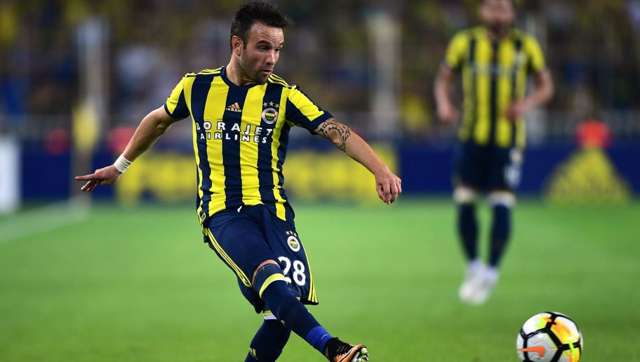 Fenerbahçe de Valbuena rahatsızlandı