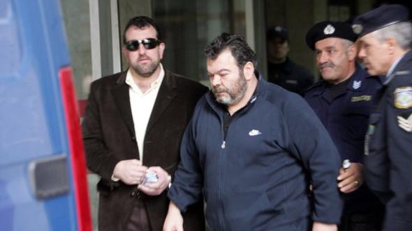 Yunanistan da  mafya babası  kurşunlanarak öldürüldü