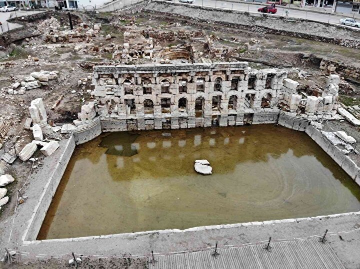 2 bin yıllık tarihi Roma Hamamı nda sular çekildi
