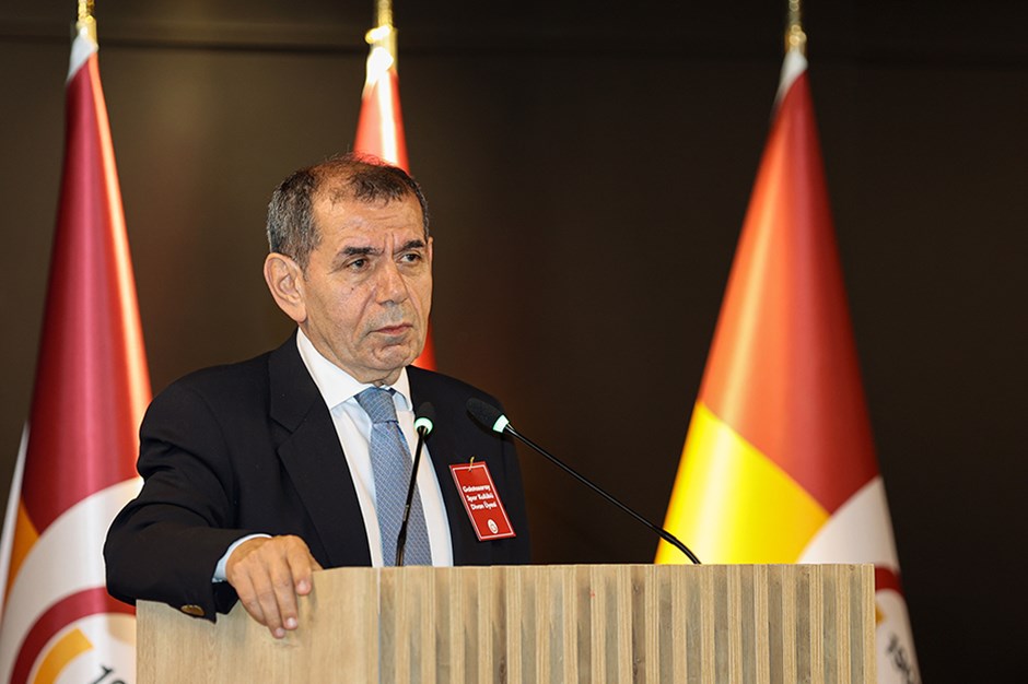 Galatasaray Başkanı Özbek:  Bankalar Birliği anlaşmasından çıkmak için ilk adımı atıyoruz 