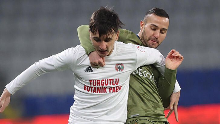 Medipol Başakşehir, Turgutluspor’u 7-0 mağlup etti