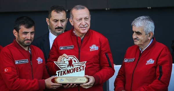 Milli SİHA ların öncüsü Özdemir Bayraktar ın adı verildi