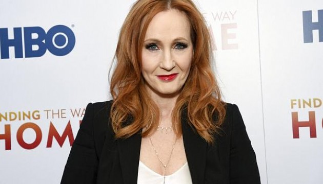 Harry Potter'ın yazarı J.K. Rowling korona virüsü nasıl yendiğini anlattı
