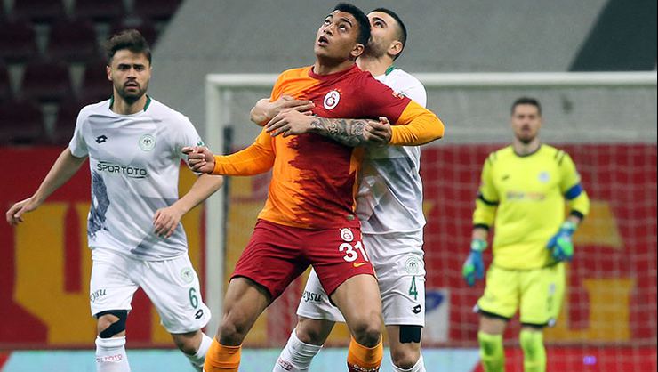 Galatasaray, zirve yarışını devam ettirdi