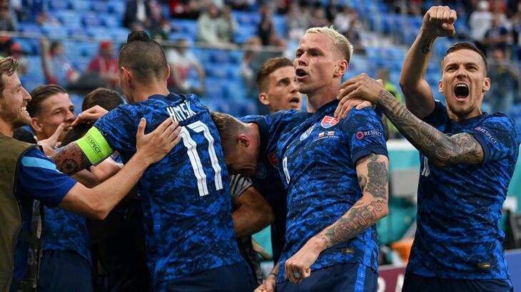 Slovakya, Polonya yı 2-1 mağlup etti