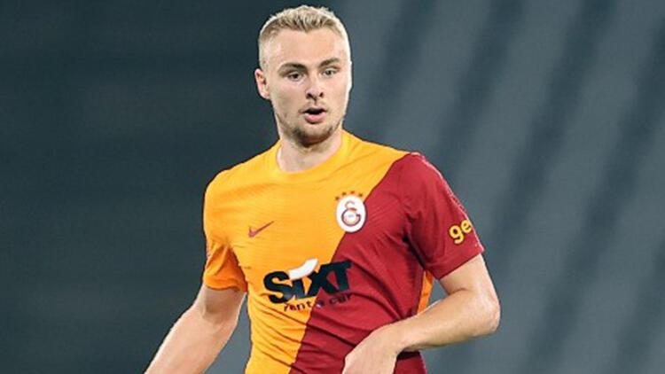 Galatasaray da en fazla forma şansı bulan Victor Nelsson