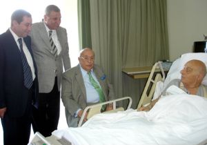 Rauf Denktaş Taburcu Edildi