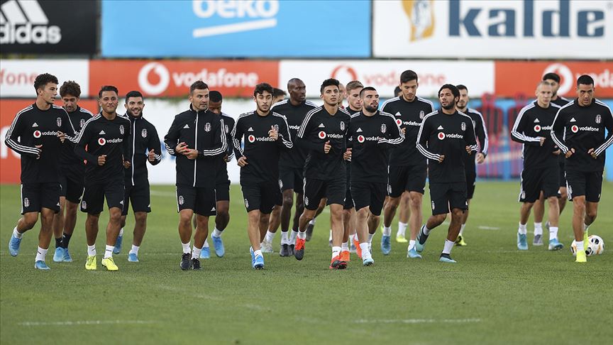 Beşiktaş, Antalyaspor deplasmanına hazırlanıyor