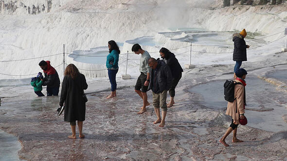 Pamukkale ye 1 milyon 906 bin kişi ziyaret etti