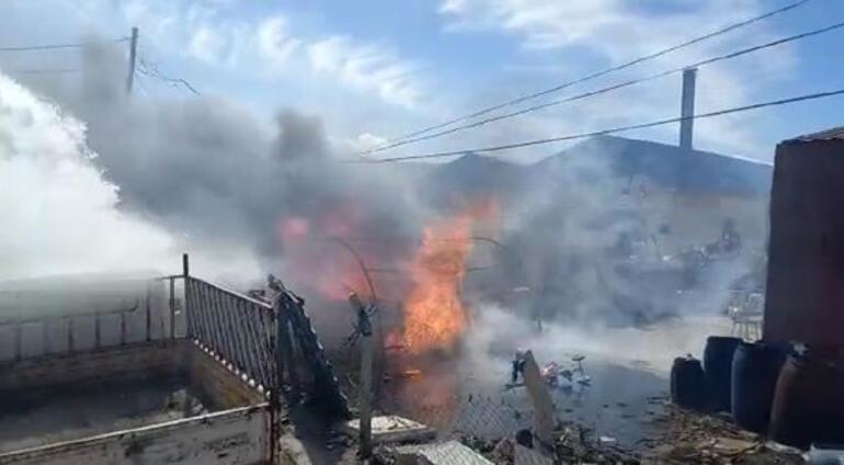 Hatay’da çadır yangını; Depremzedeler sokakta kaldı