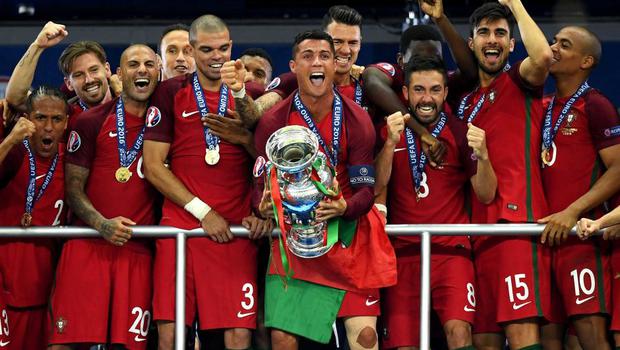 Ünlü futbolcuya hapis cezası
