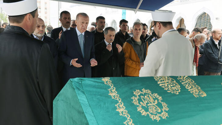 Cumhurbaşkanı Erdoğan, Engin Ardıç ın cenaze törenine katıldı