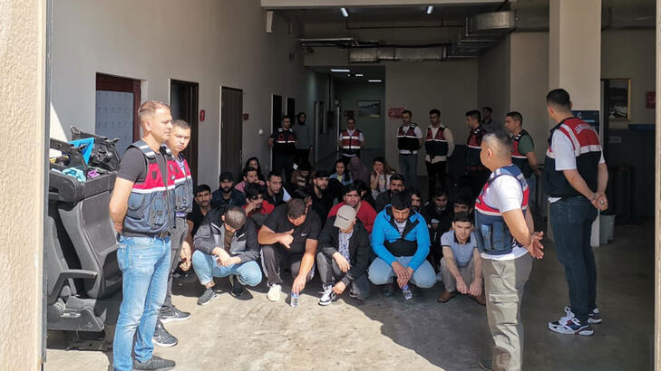 Gaziantep’te 38 kaçak göçmen yakalandı