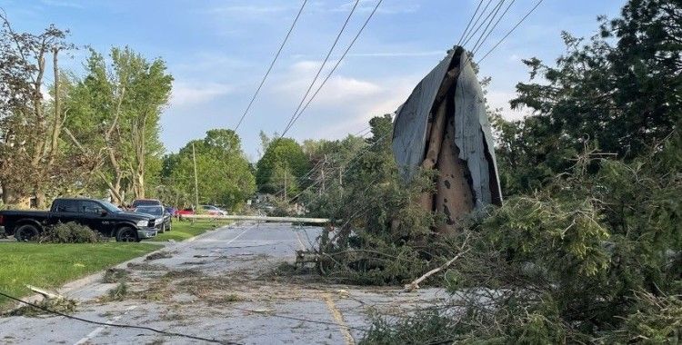 Kanada yı fırtına vurdu: 8 kişi öldü