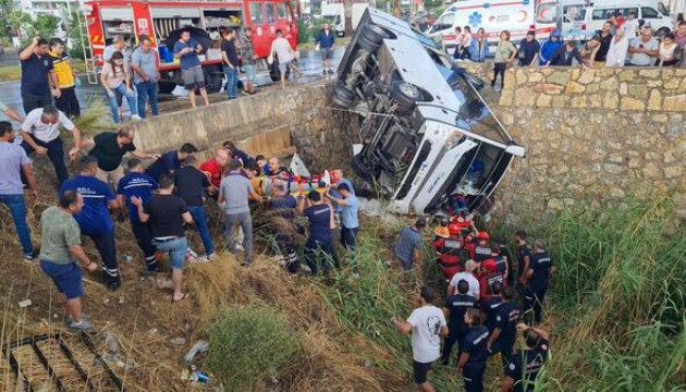 Bodrum'da feci kaza! 23 işçi yaralı