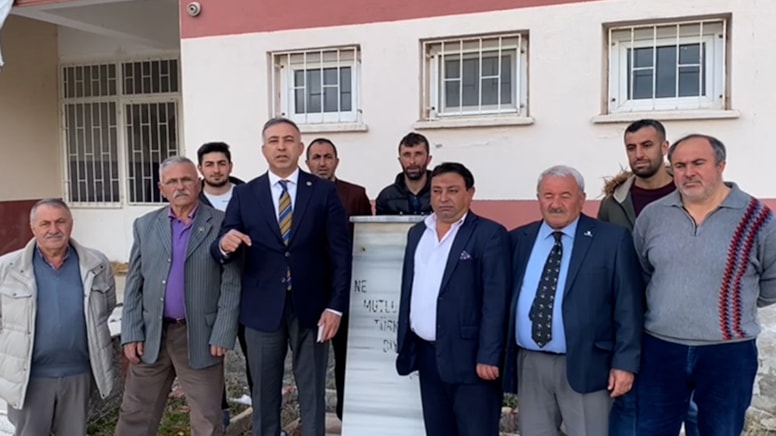 Çorum da  Atatürk büstü çalındı!