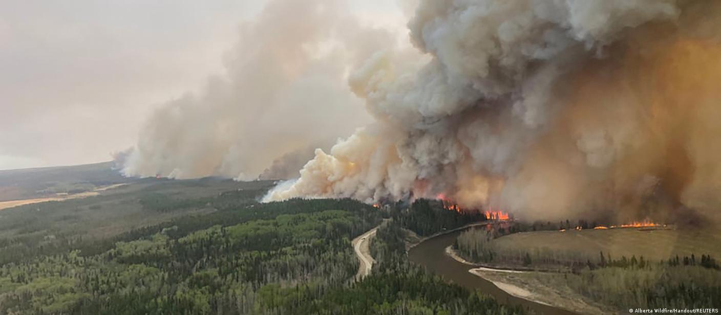 Kanada da orman yangınları nedeniyle olağanüstü hal ilan edildi