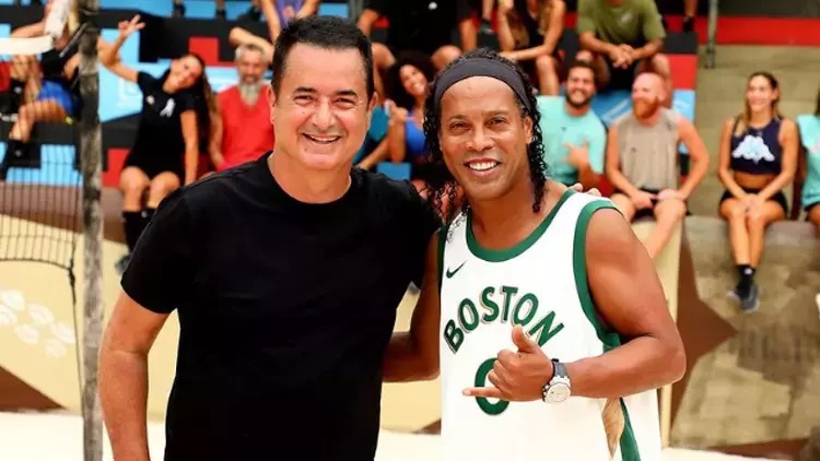 Acun Ilıcalı nın Ronaldinho ya ödediği ücret belli oldu!